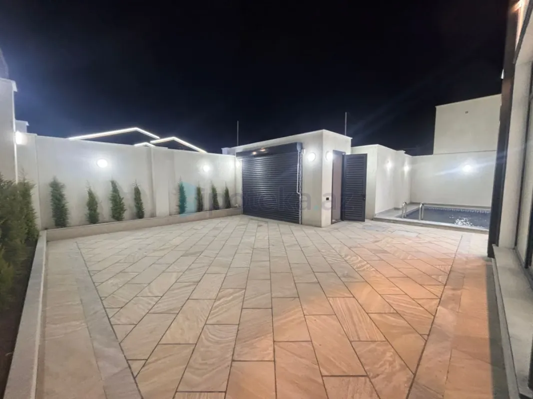 Satılır 3 otaqlı mənzil 140 m²