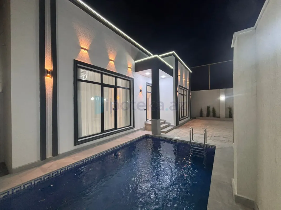 Satılır 3 otaqlı mənzil 140 m²