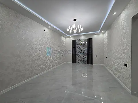 Satılır 4 otaqlı mənzil 160 m²