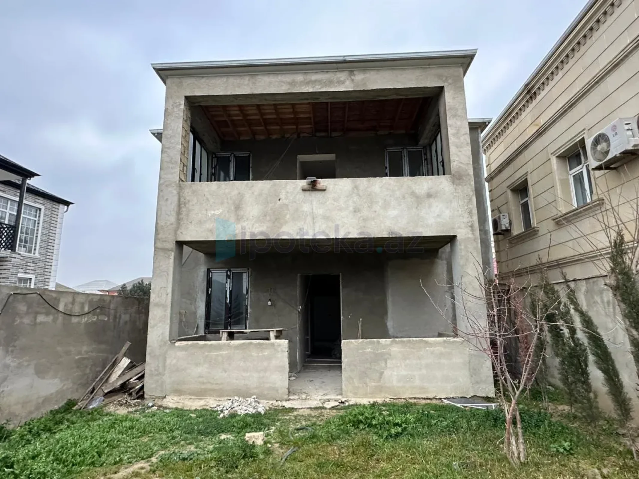 Satılır 6 otaqlı həyət evi 115 m²