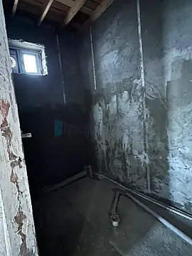 Satılır 6 otaqlı həyət evi 115 m²