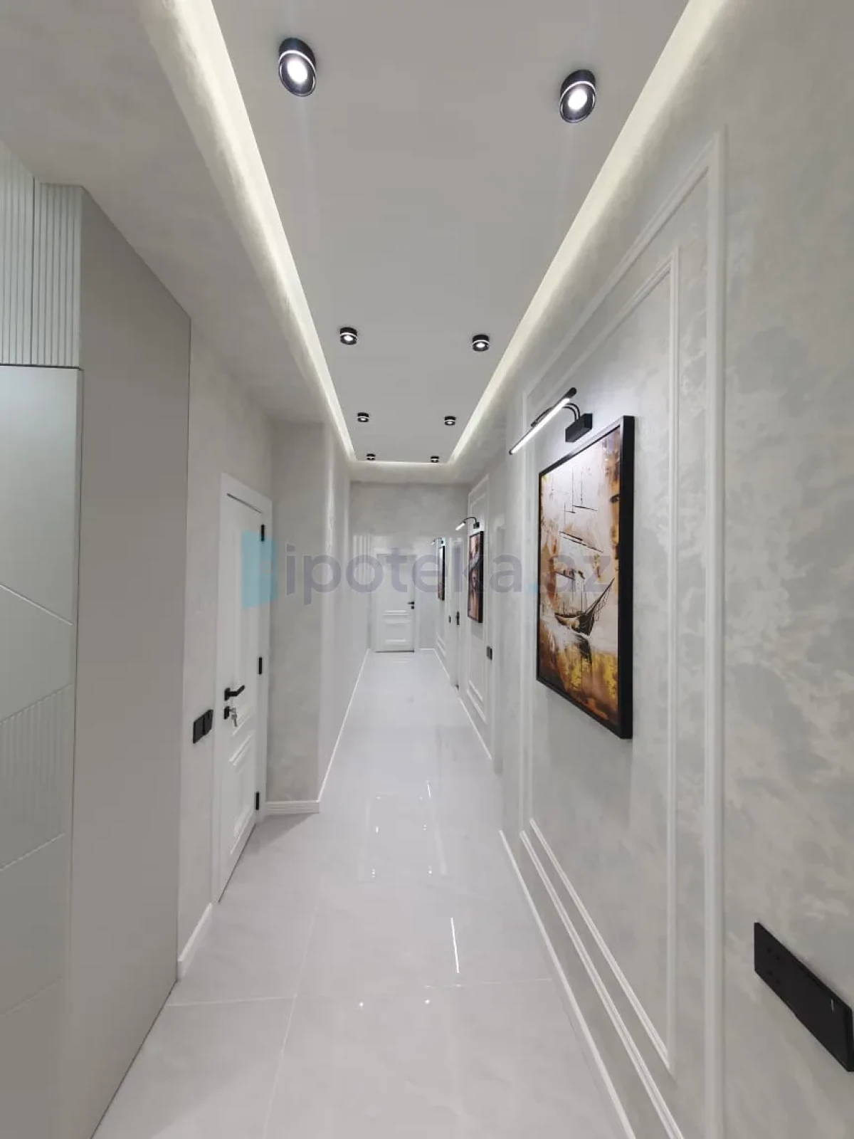 Satılır 3 otaqlı yeni tikili 105 m²