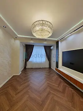 Satılır 3 otaqlı yeni tikili 105 m²