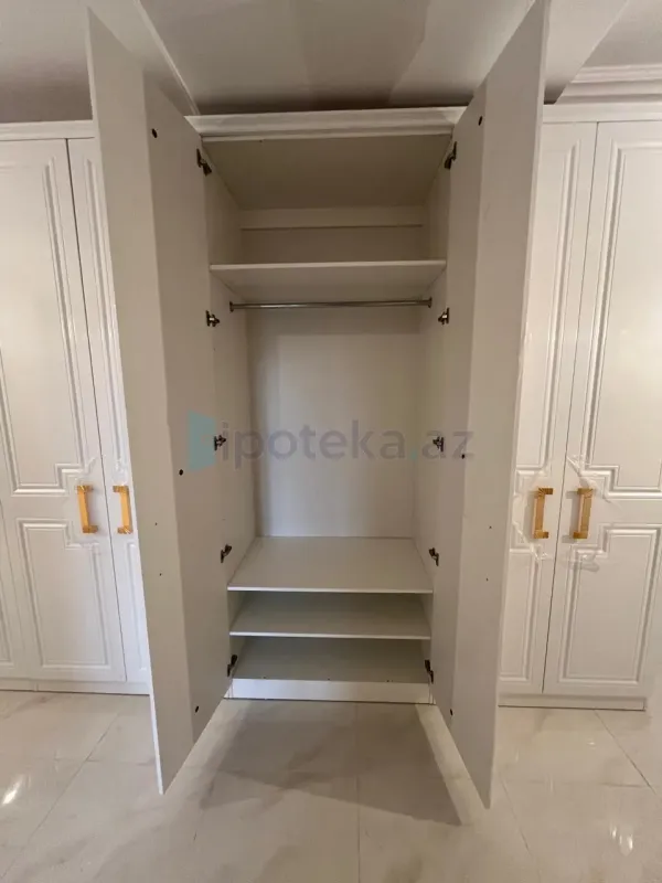 Satılır 3 otaqlı yeni tikili 134 m²
