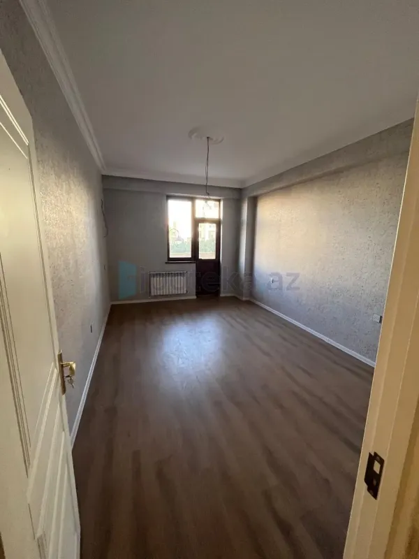 Satılır 3 otaqlı yeni tikili 134 m²