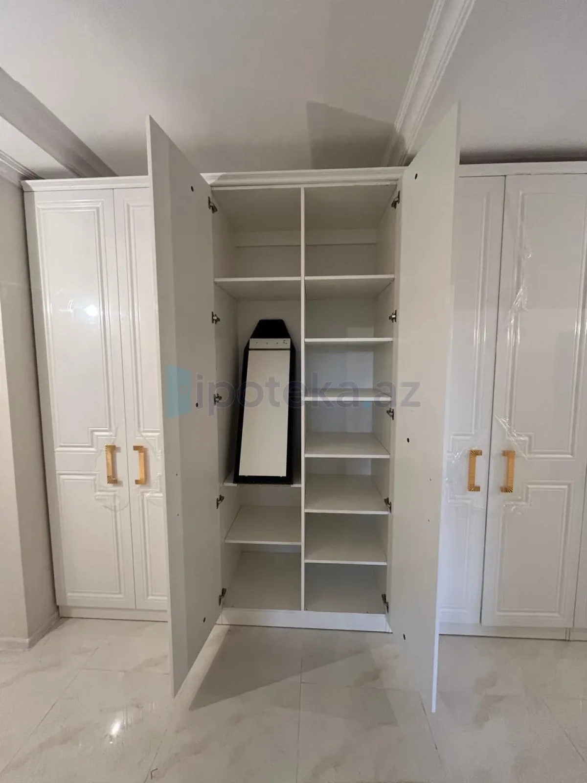 Satılır 3 otaqlı yeni tikili 134 m²