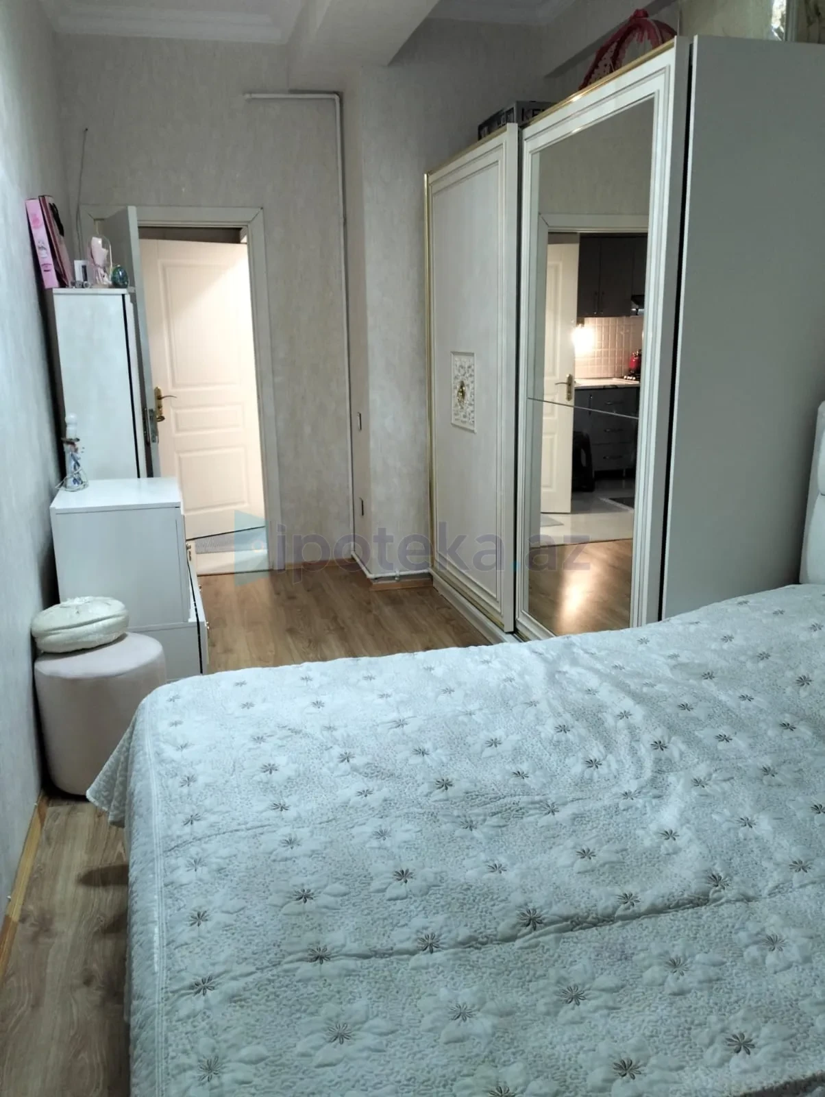 Satılır 2 otaqlı yeni tikili 55 m²