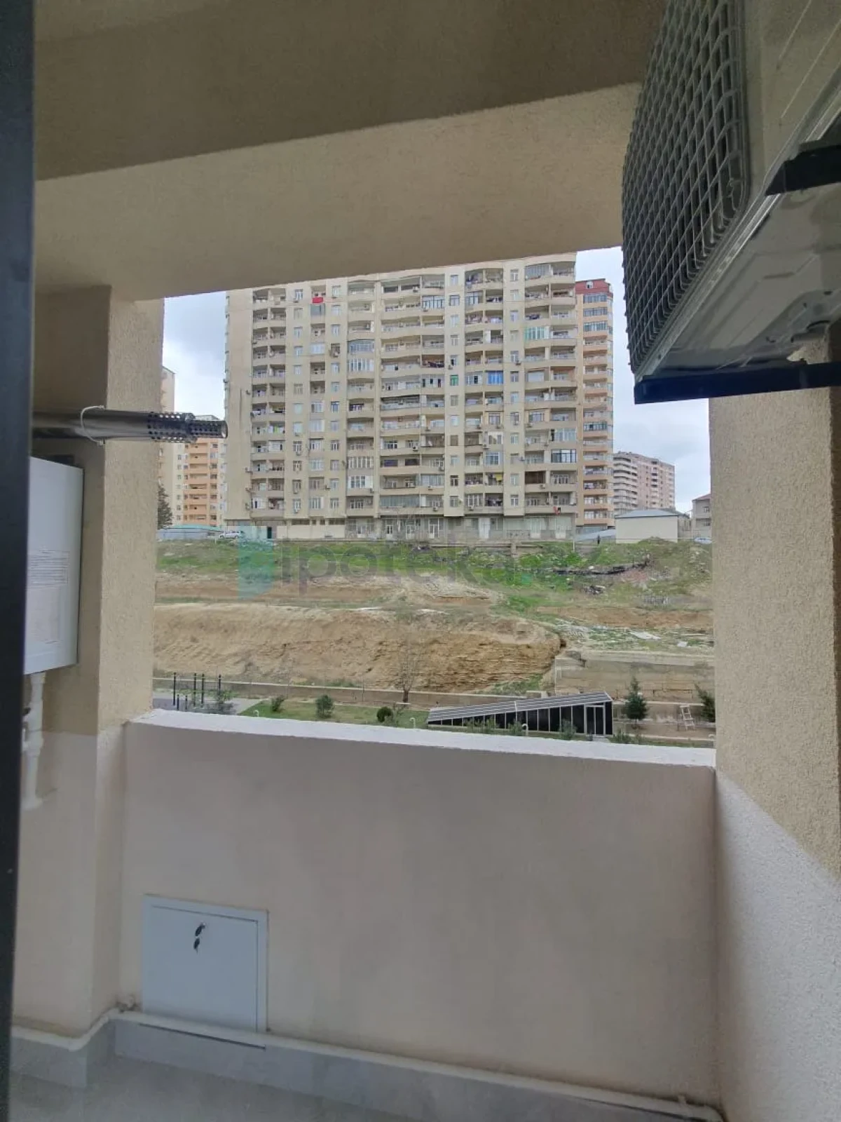 Satılır 3 otaqlı yeni tikili 90 m²