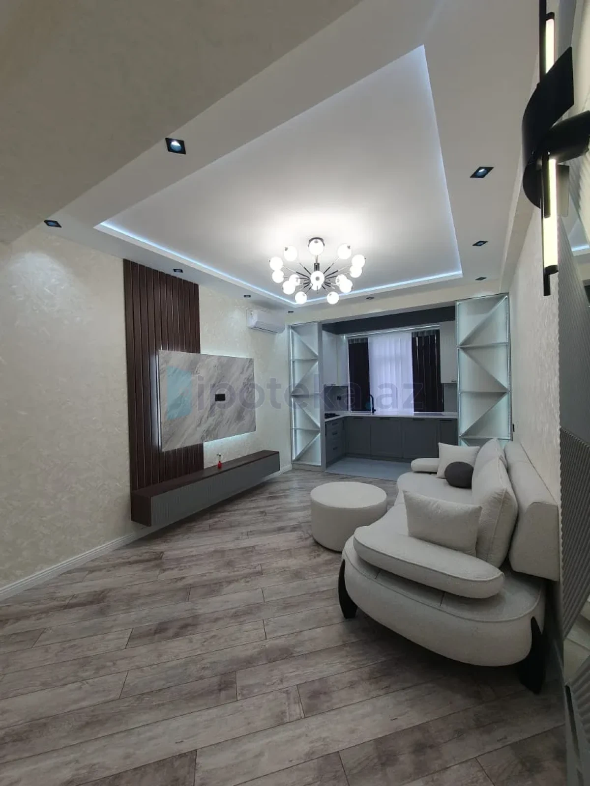 Satılır 3 otaqlı yeni tikili 90 m²