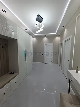 Satılır 3 otaqlı yeni tikili 90 m²