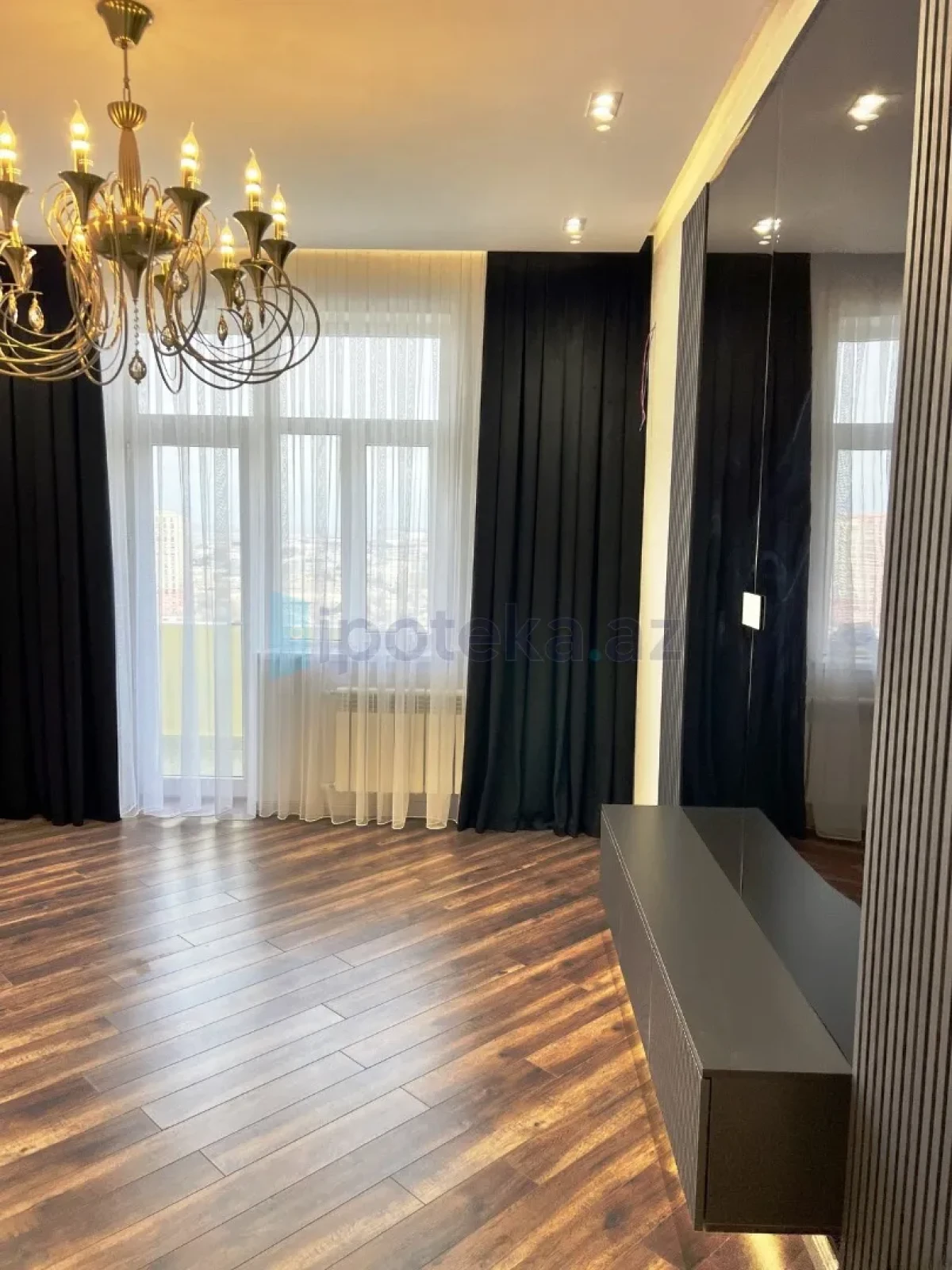 Satılır 3 otaqlı yeni tikili 110 m²