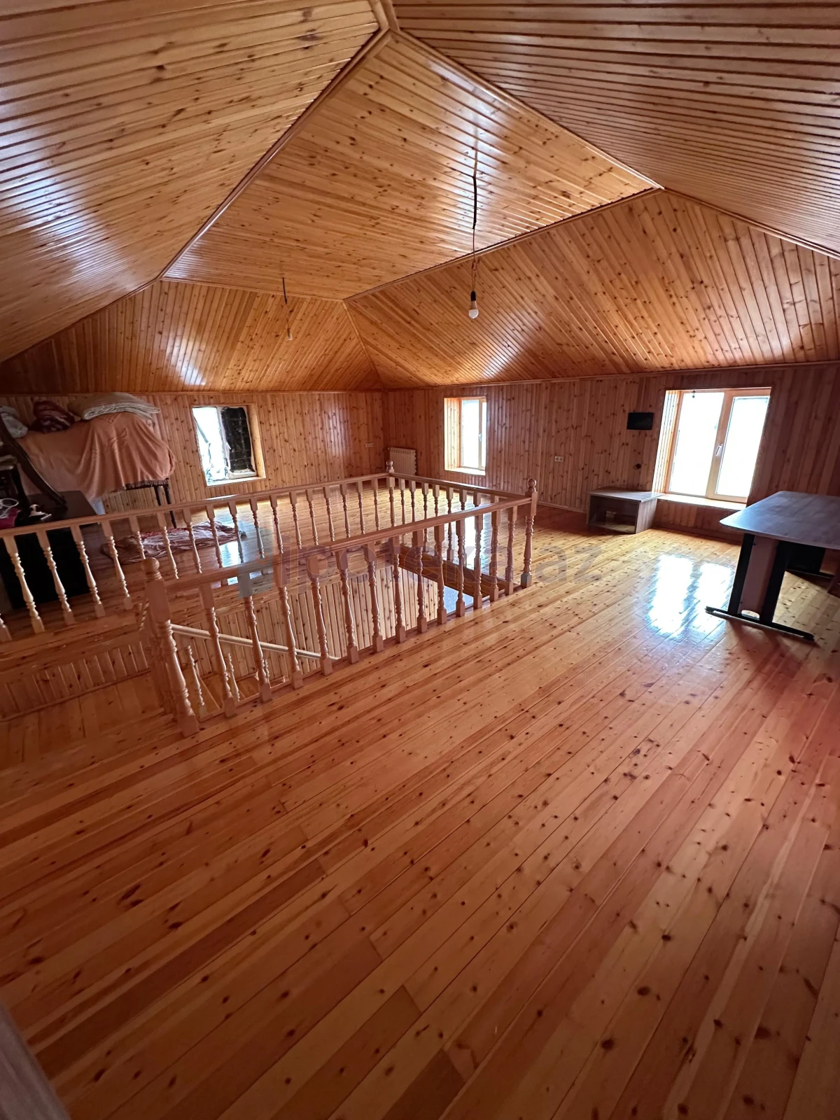 Satılır 2 otaqlı həyət evi 90 m²