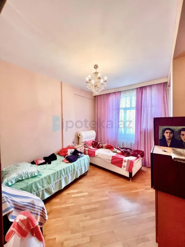 Satılır 3 otaqlı yeni tikili 126 m²
