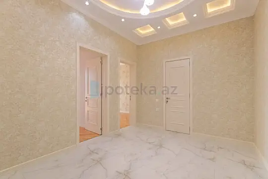 Satılır 3 otaqlı yeni tikili 107 m²