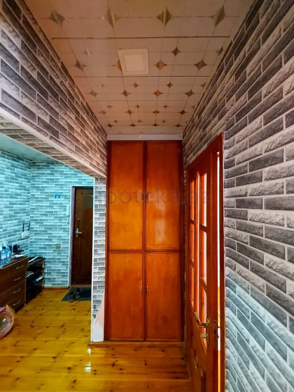 Satılır 3 otaqlı köhnə tikili 75 m²