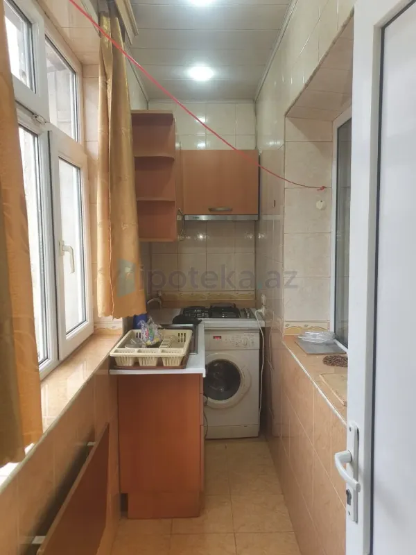 Satılır 1 otaqlı köhnə tikili 48 m²