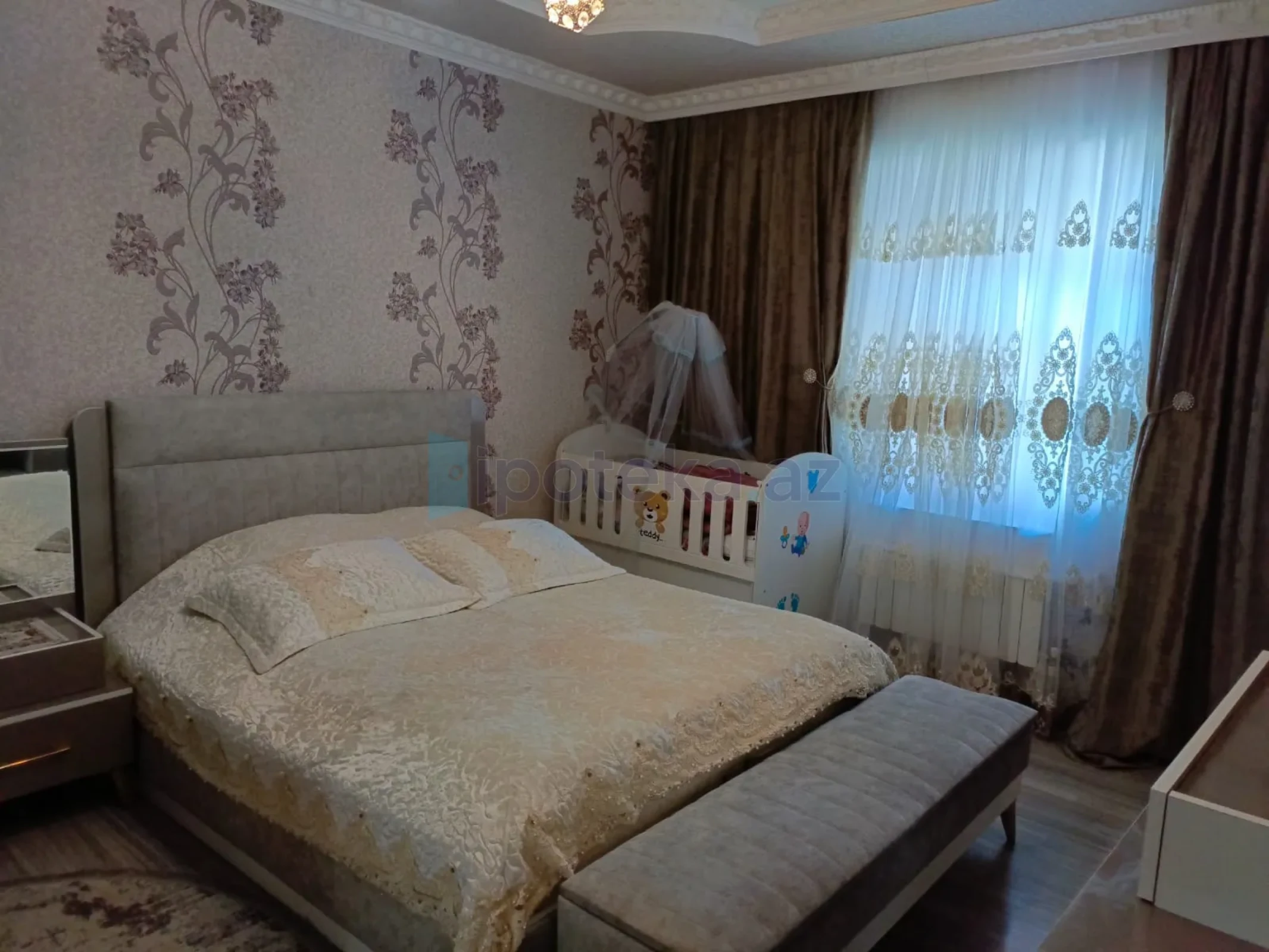 Satılır 4 otaqlı həyət evi 130 m²