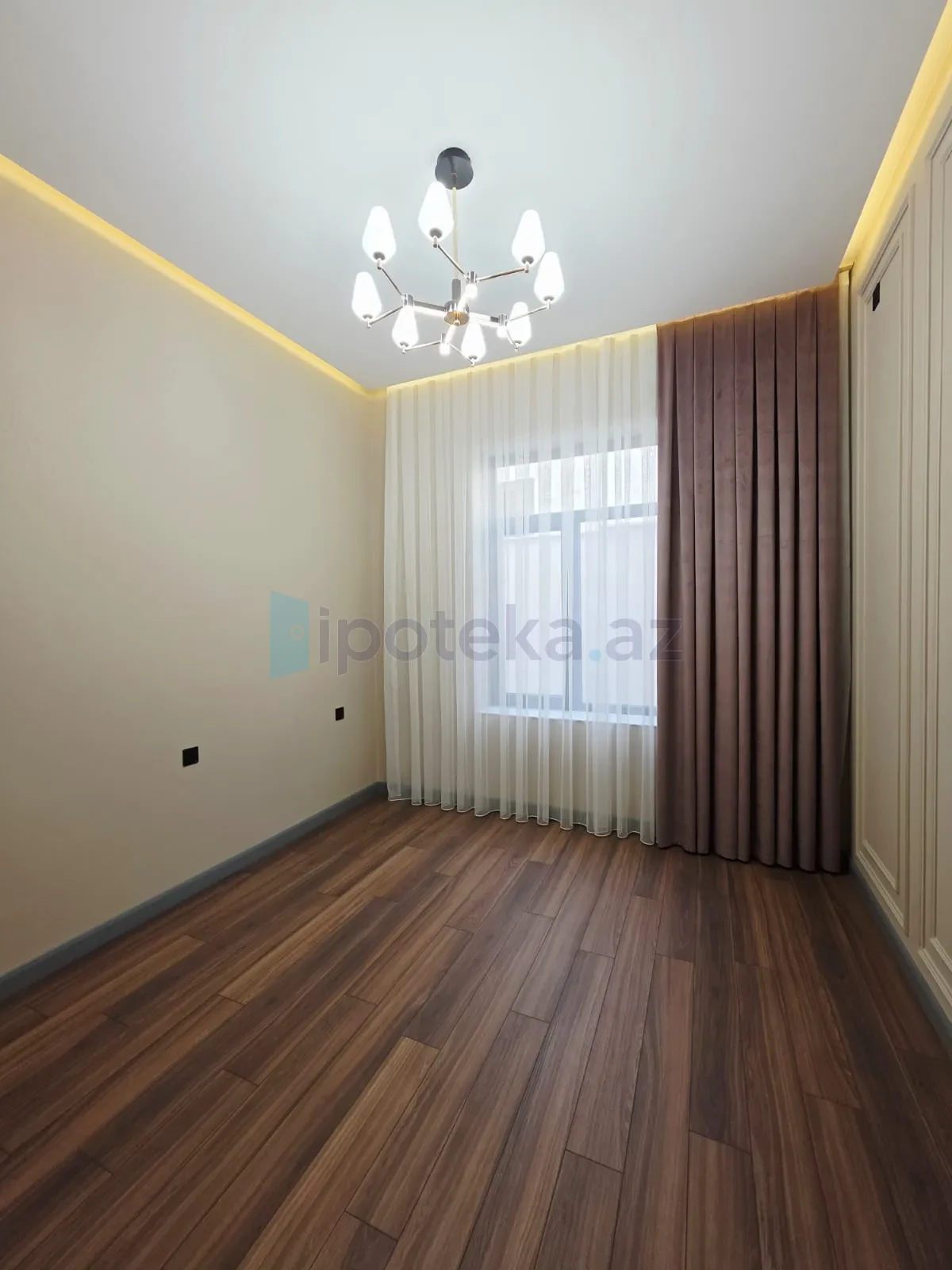 Satılır 4 otaqlı həyət evi 160 m²