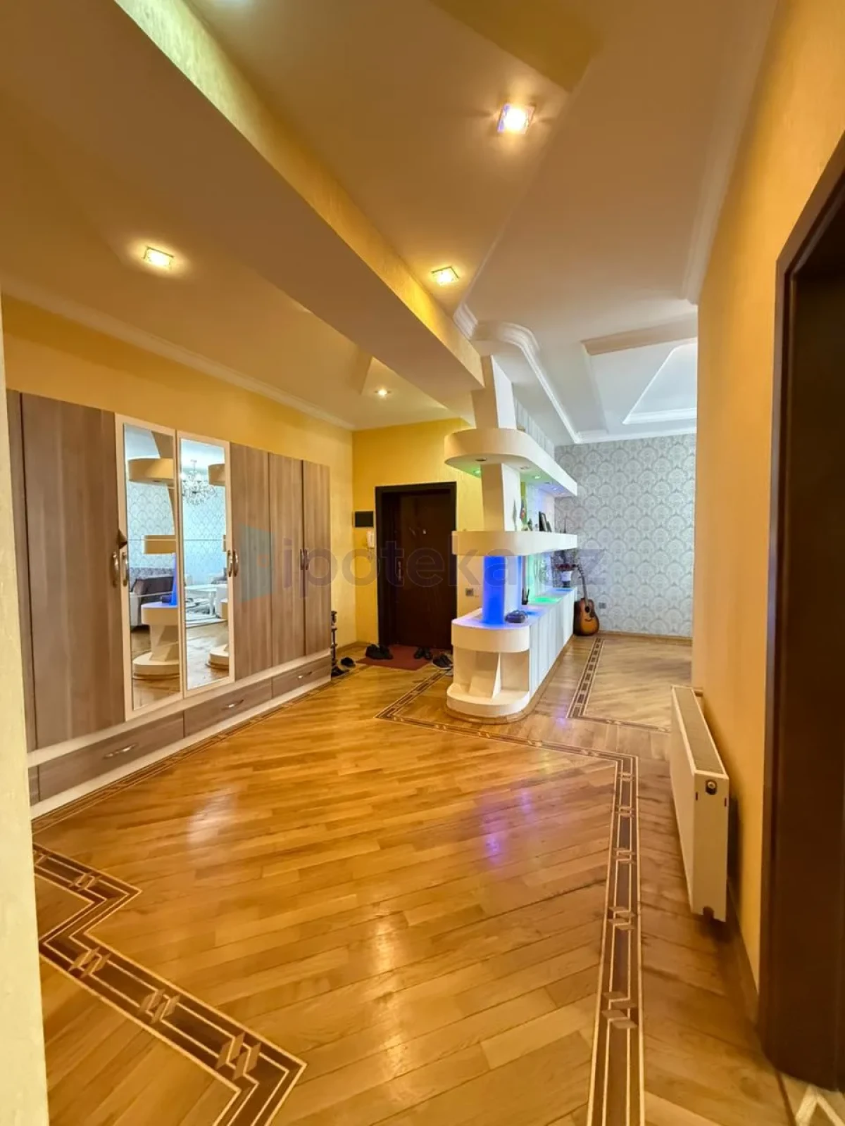 Satılır 3 otaqlı yeni tikili 115 m²