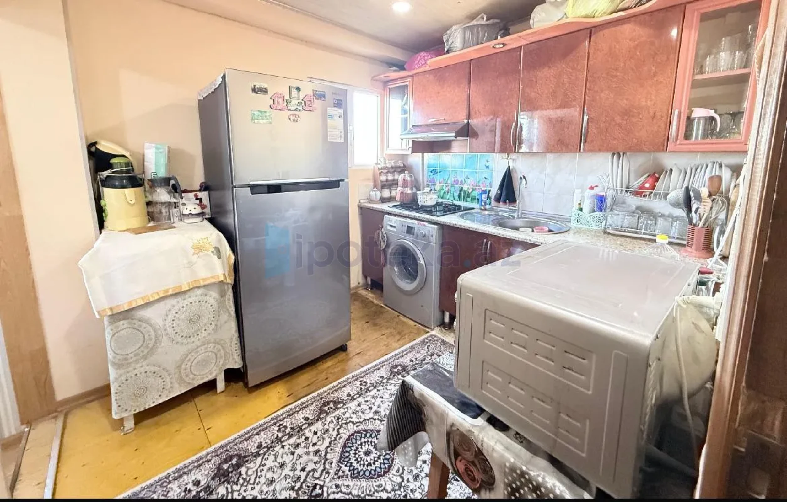 Satılır 3 otaqlı köhnə tikili 75 m²