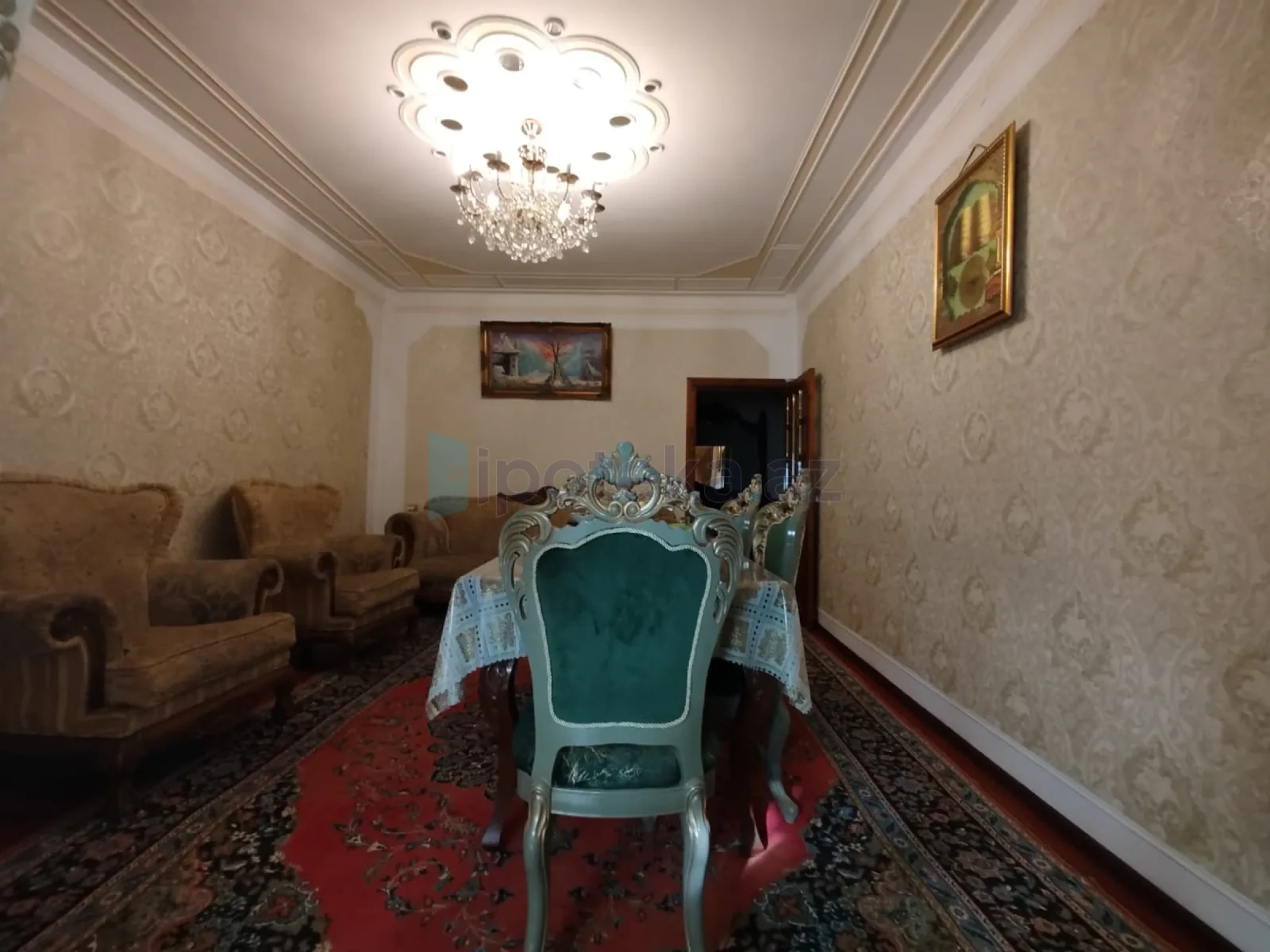 Satılır 3 otaqlı köhnə tikili 110 m²