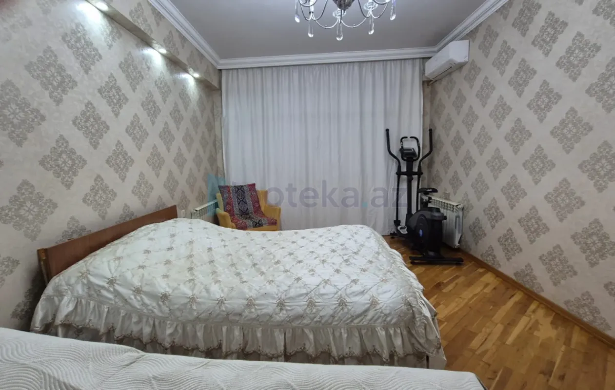 Satılır 3 otaqlı yeni tikili 86 m²