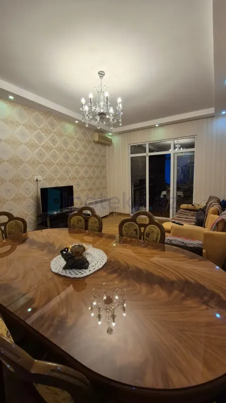 Satılır 3 otaqlı yeni tikili 86 m²