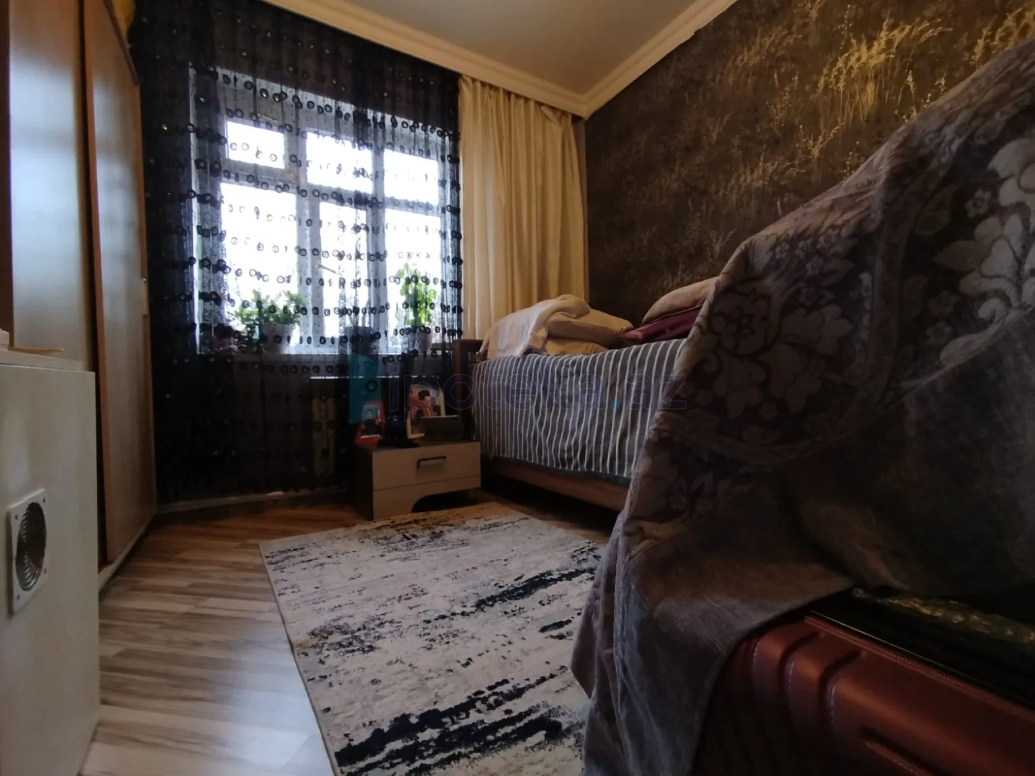 Satılır 3 otaqlı köhnə tikili 74 m²