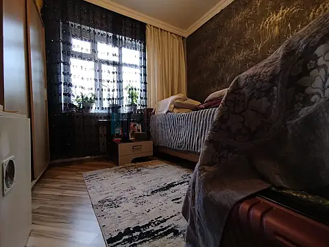 Satılır 3 otaqlı köhnə tikili 74 m²