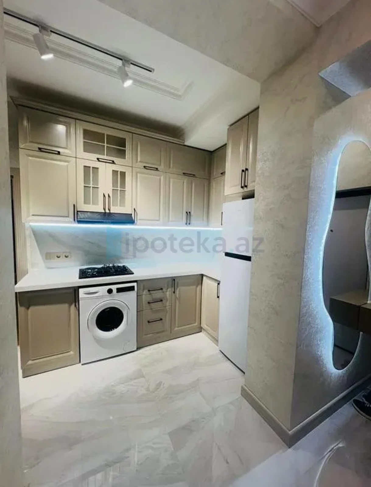 Satılır 3 otaqlı yeni tikili 76 m²