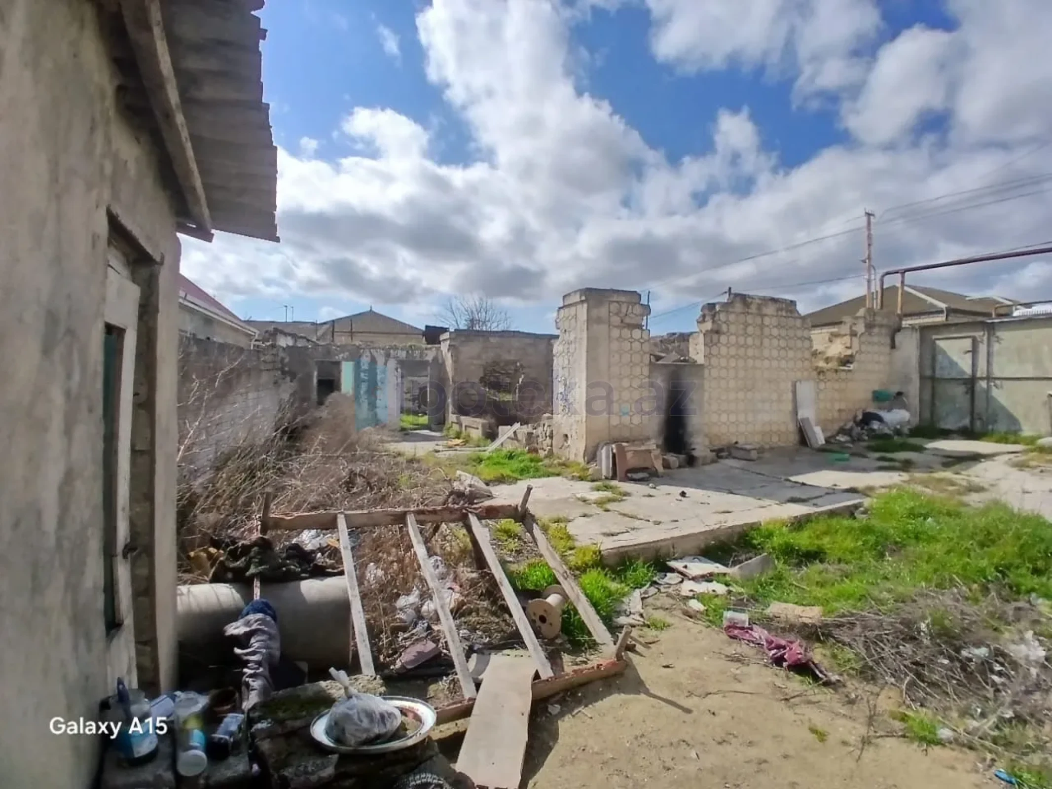 Satılır torpaq sahəsi 2.5 m²