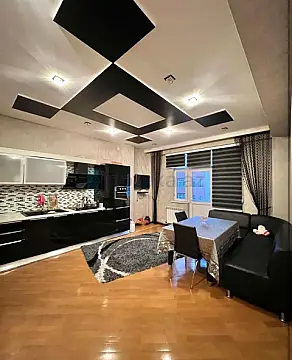 Satılır 3 otaqlı yeni tikili 140 m²