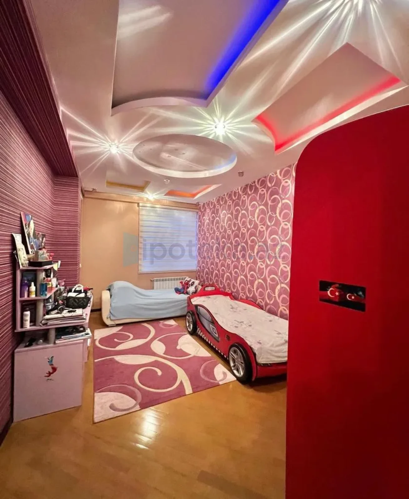 Satılır 3 otaqlı yeni tikili 140 m²