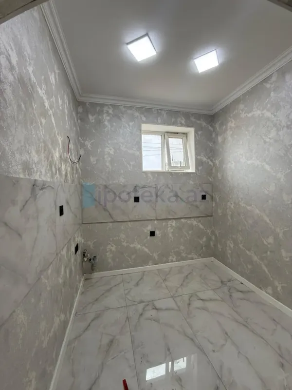 Satılır 3 otaqlı yeni tikili 80 m²