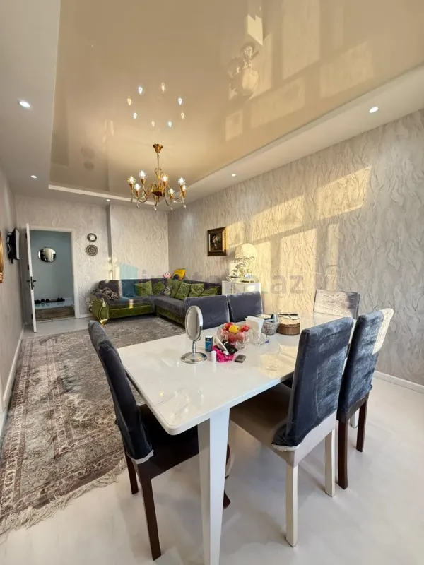 Satılır 2 otaqlı yeni tikili 74 m²