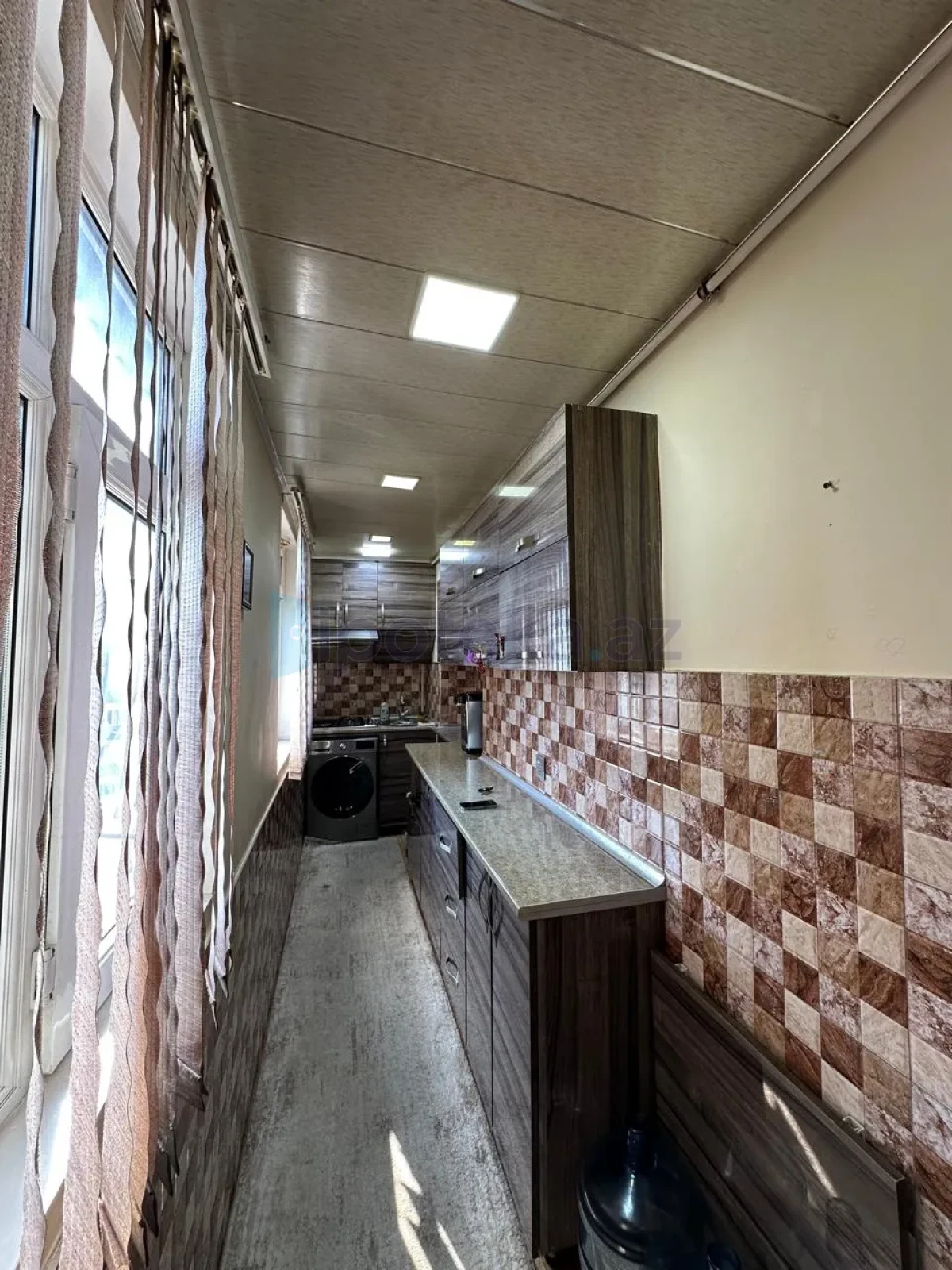 Satılır 2 otaqlı köhnə tikili 60 m²