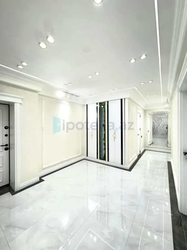 Satılır 3 otaqlı yeni tikili 100 m²