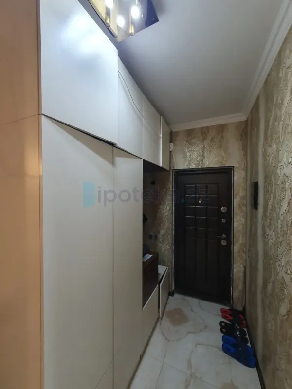 Satılır 5 otaqlı köhnə tikili 120 m²