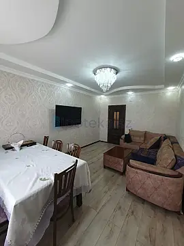 Satılır 5 otaqlı köhnə tikili 120 m² — Bakı, Nizami 5 otaq 120.00 m²