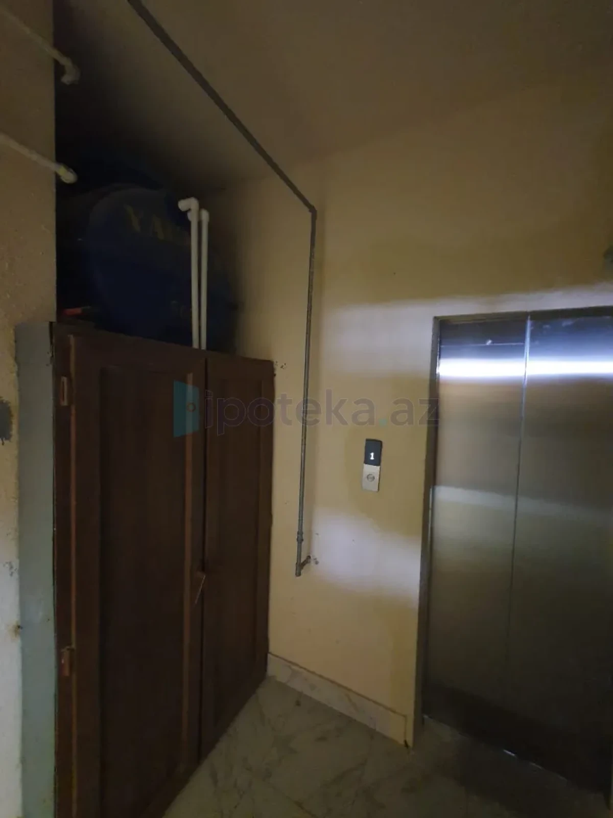 Satılır 5 otaqlı köhnə tikili 120 m²