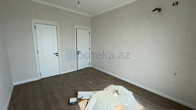 Satılır 3 otaqlı yeni tikili 83 m²