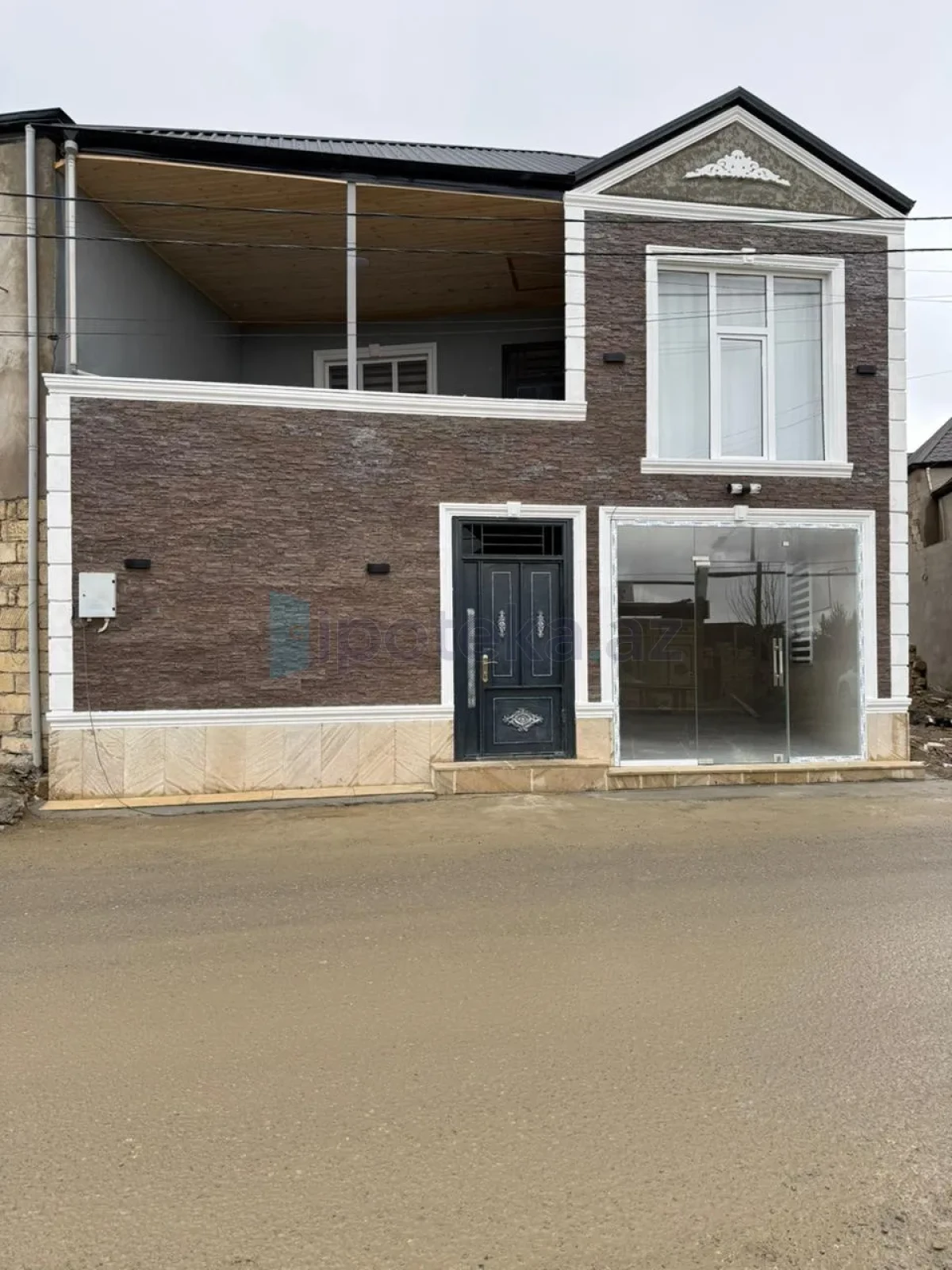 Satılır 3 otaqlı həyət evi 160 m²