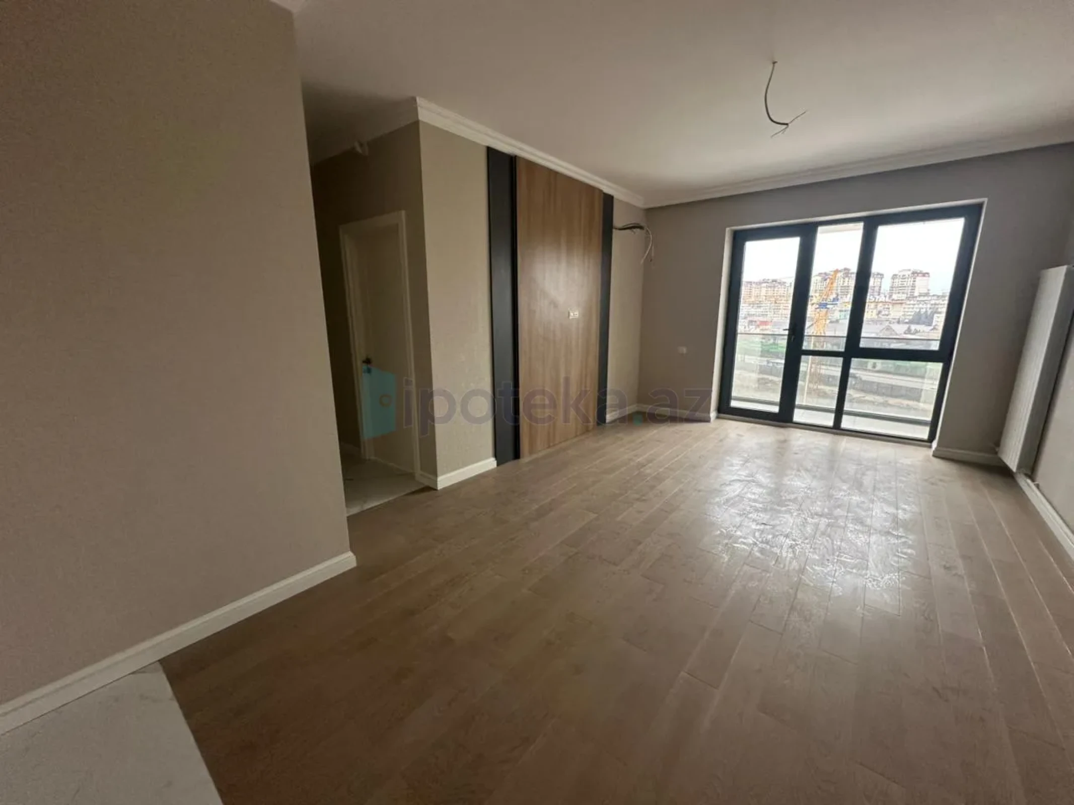 Satılır 2 otaqlı yeni tikili 60 m²