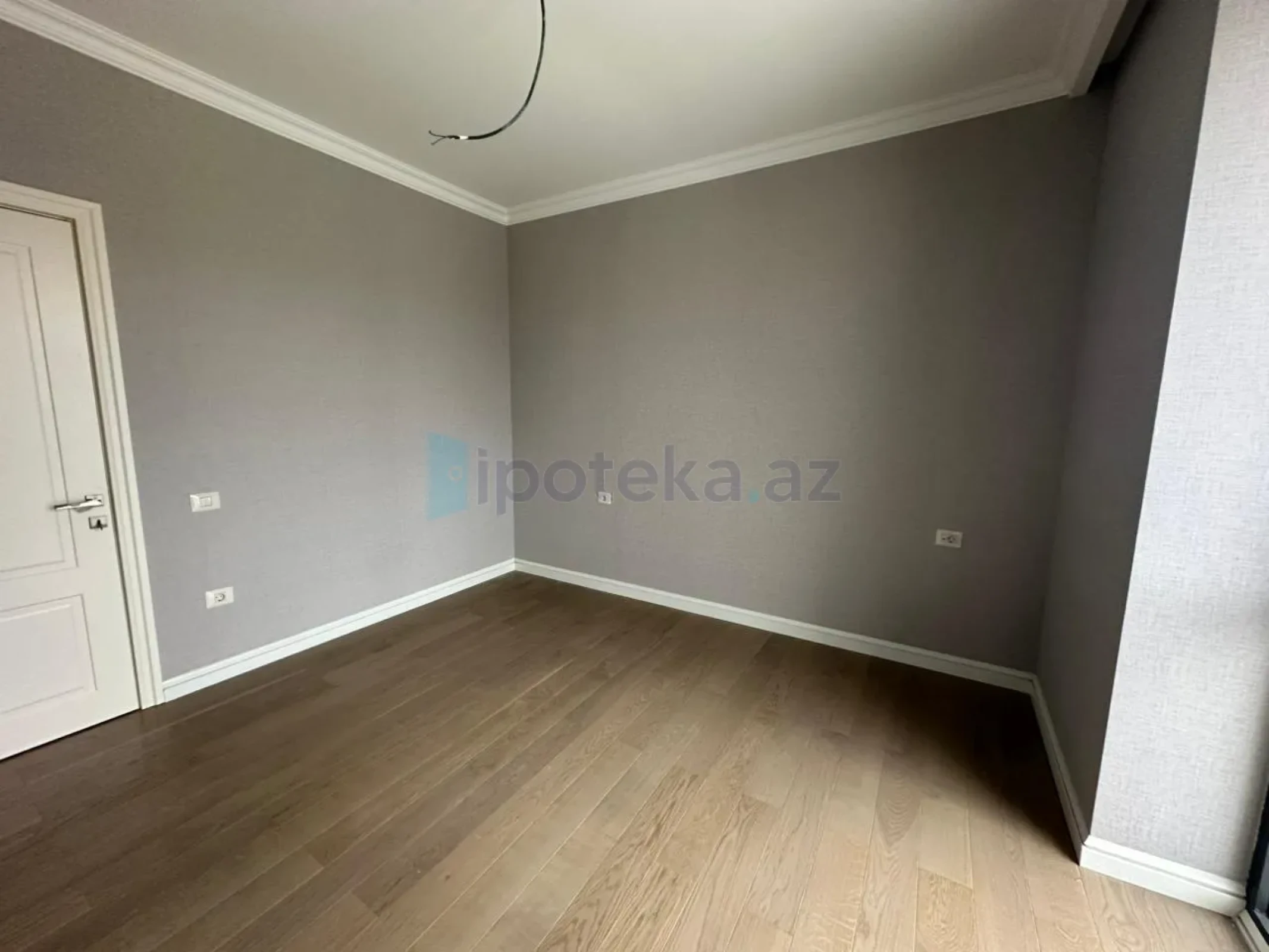 Satılır 2 otaqlı yeni tikili 60 m²