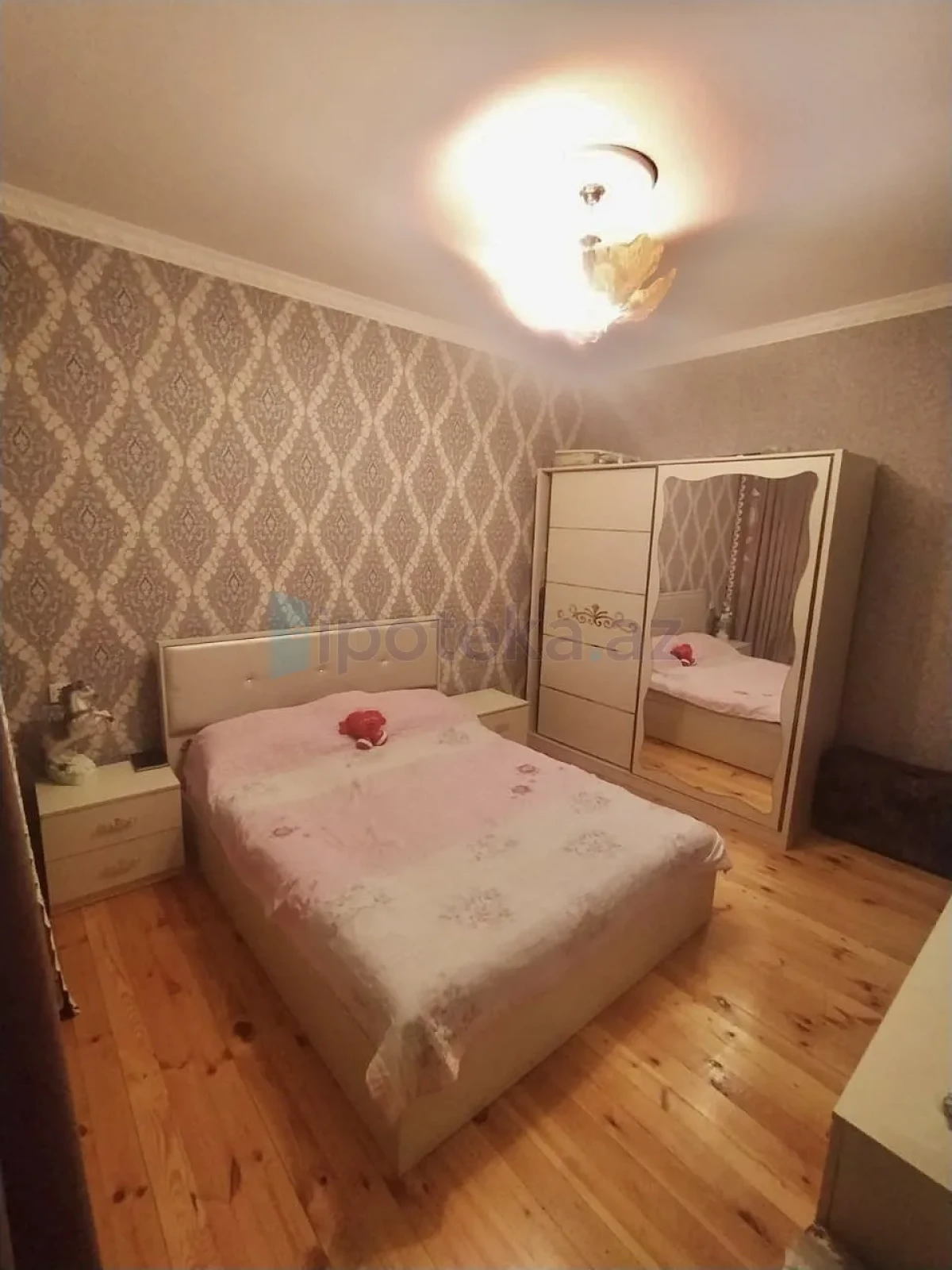 Satılır 4 otaqlı həyət evi 130 m²