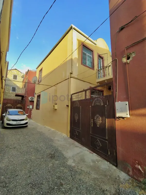 Satılır 4 otaqlı həyət evi 130 m²