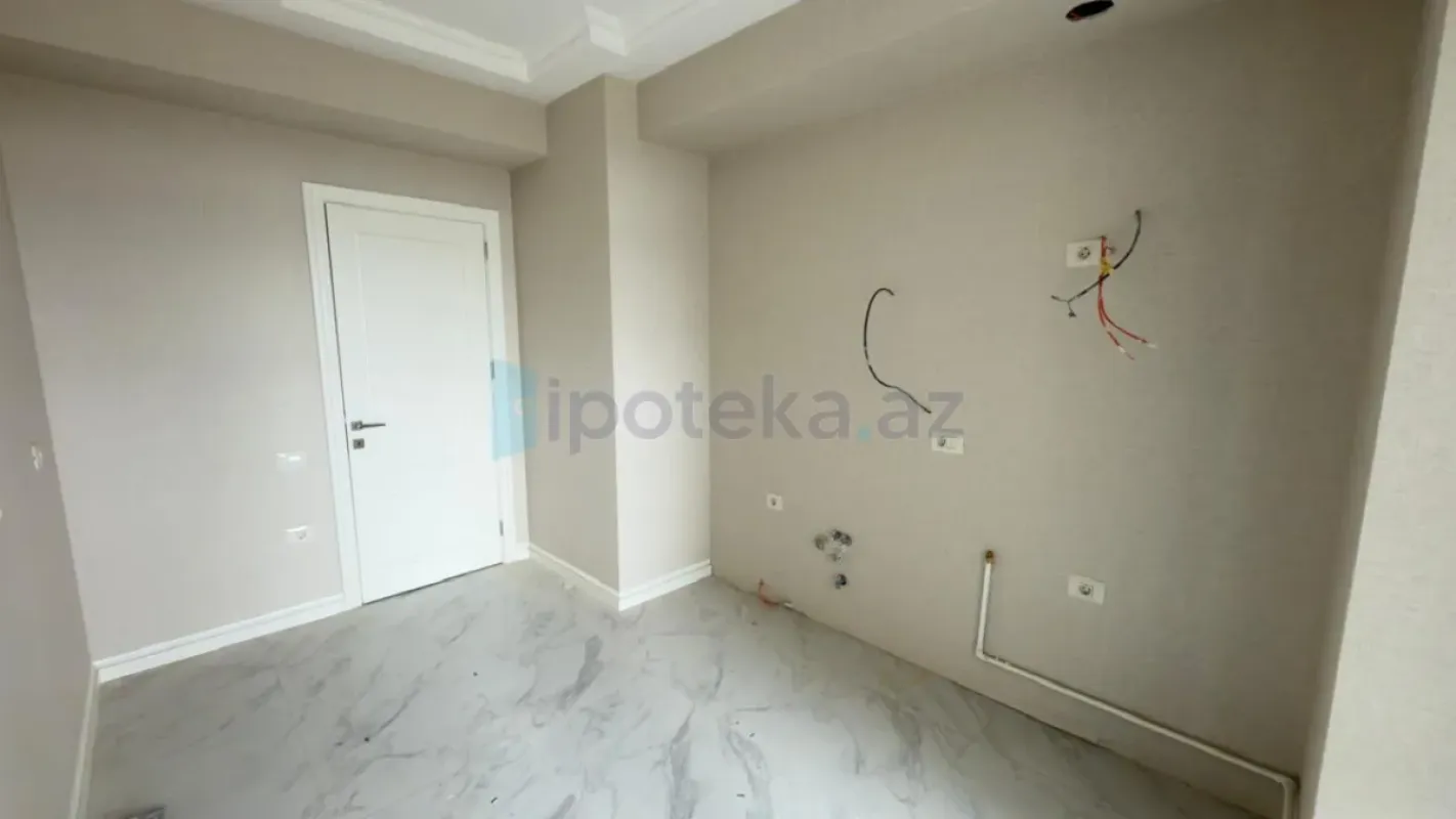 Satılır 2 otaqlı yeni tikili 70 m²
