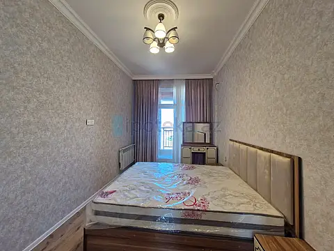 Satılır 2 otaqlı yeni tikili 60 m²