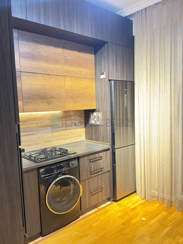 Satılır 2 otaqlı yeni tikili 68 m²