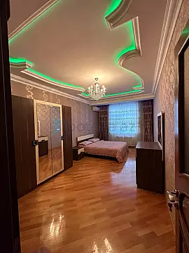 Satılır 2 otaqlı yeni tikili 100 m²